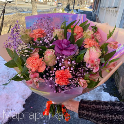 Карнавал цветочного поля